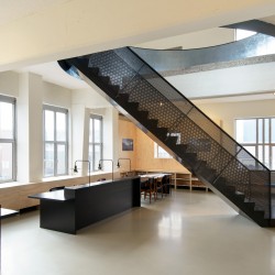 Betonlook gietvloer laten leggen door TGS Huizen Betonlook gietvloer laten leggen door TGS Huizen