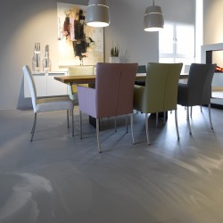Betonlook gietvloer laten leggen door TGS Huizen Betonlook gietvloer laten leggen door TGS Huizen